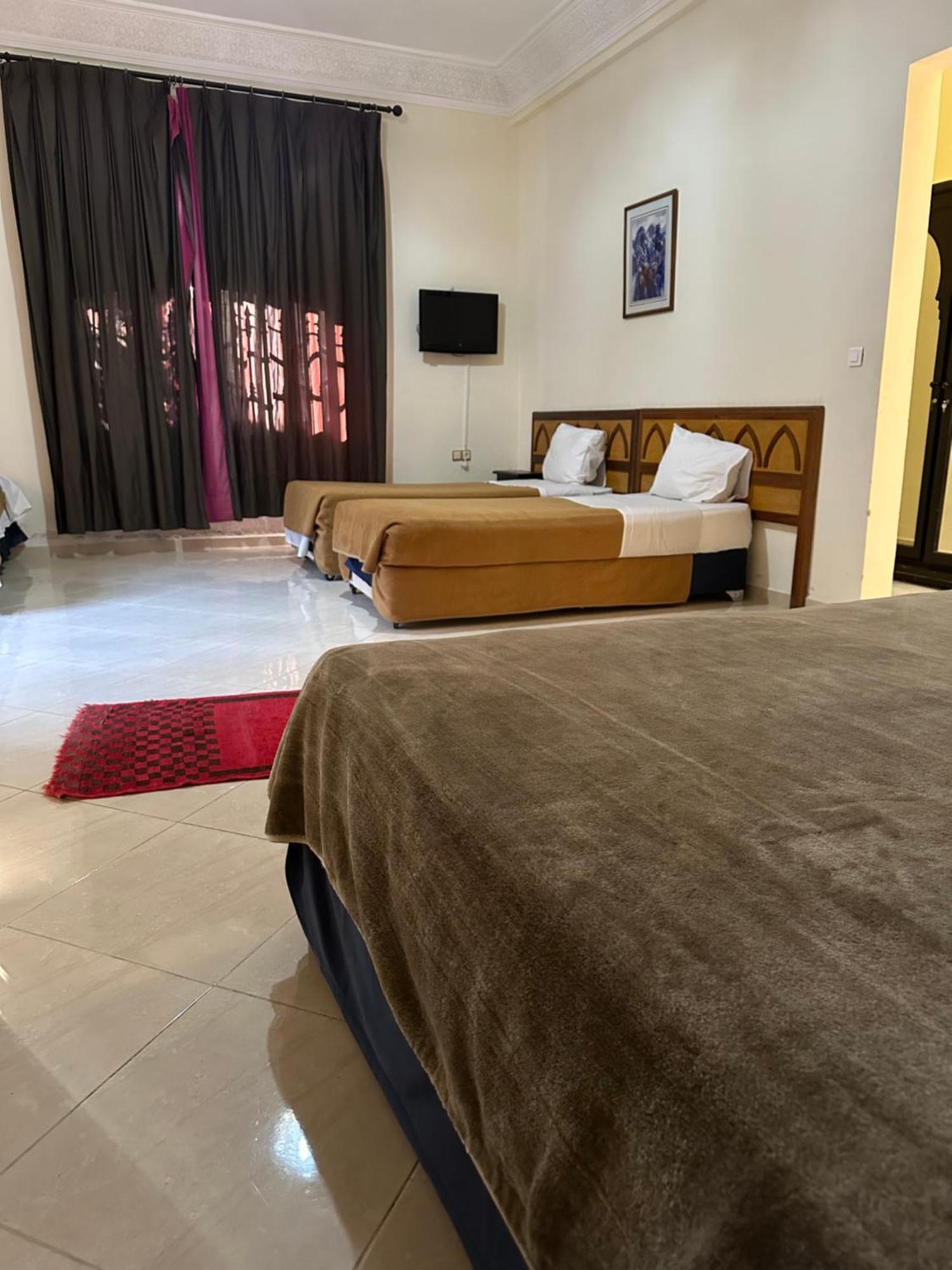 Privatunterkunft Fekhara Country Club